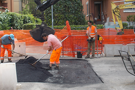 RIPARAZIONE DI BUCHE A BOLOGNA