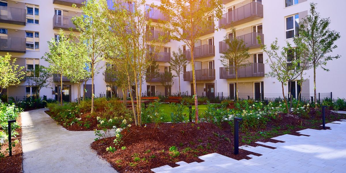 Realizzazione cortile condominiale a Bologna